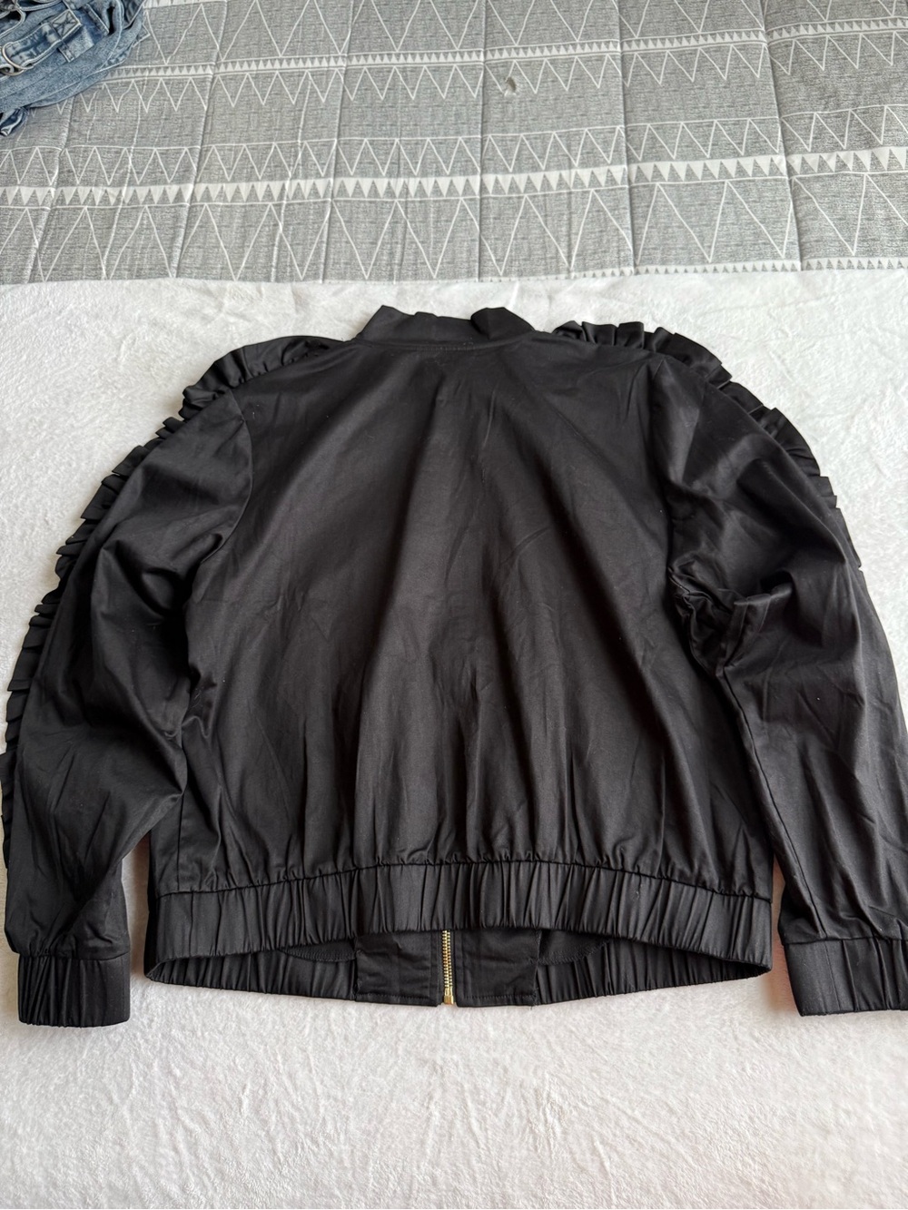 Black Ruffle-Trim Bomber Jacket - Women - Picture 2 of 9